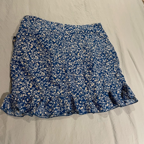 Blue and white floral summer midi skirt - Picture 2 of 2